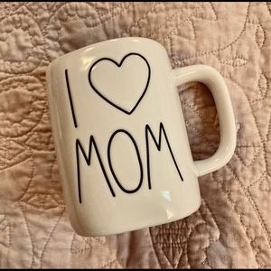 Rae Dunn I ❤️ MOM 16 oz Ceramic Coffee Mug